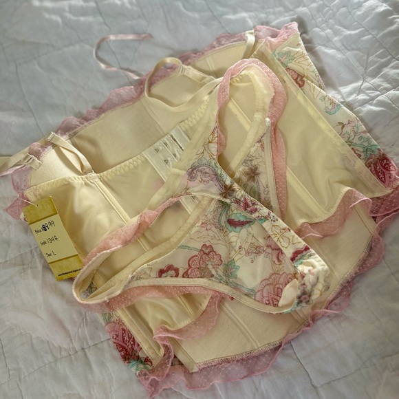 Lover Era Set by Madison Ave size large - Picture 10 of 16